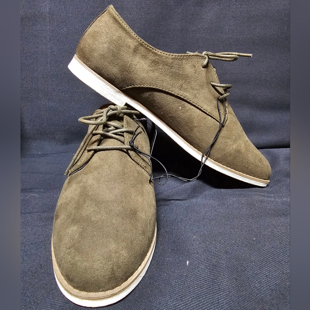 NWT Suede Olive colored Oxford shoes